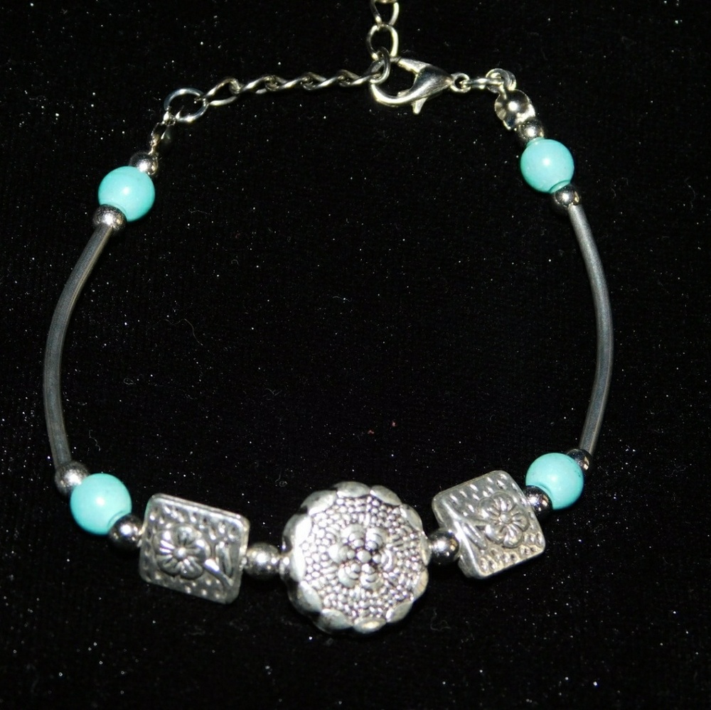 Tibet Silver turquoise beaded bracelet j